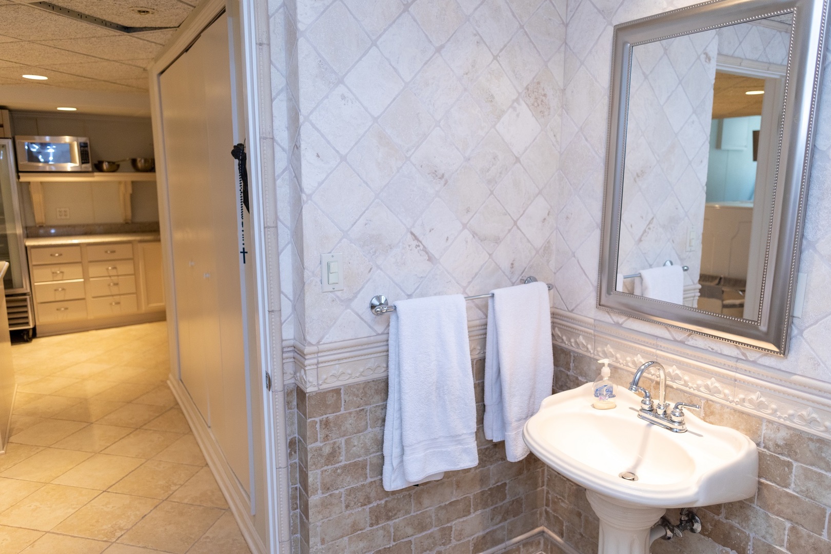 201 Scottswood Road Riverside, IL 60546 - Photo 68 of 75 a bathroom with a sink a toilet and shower