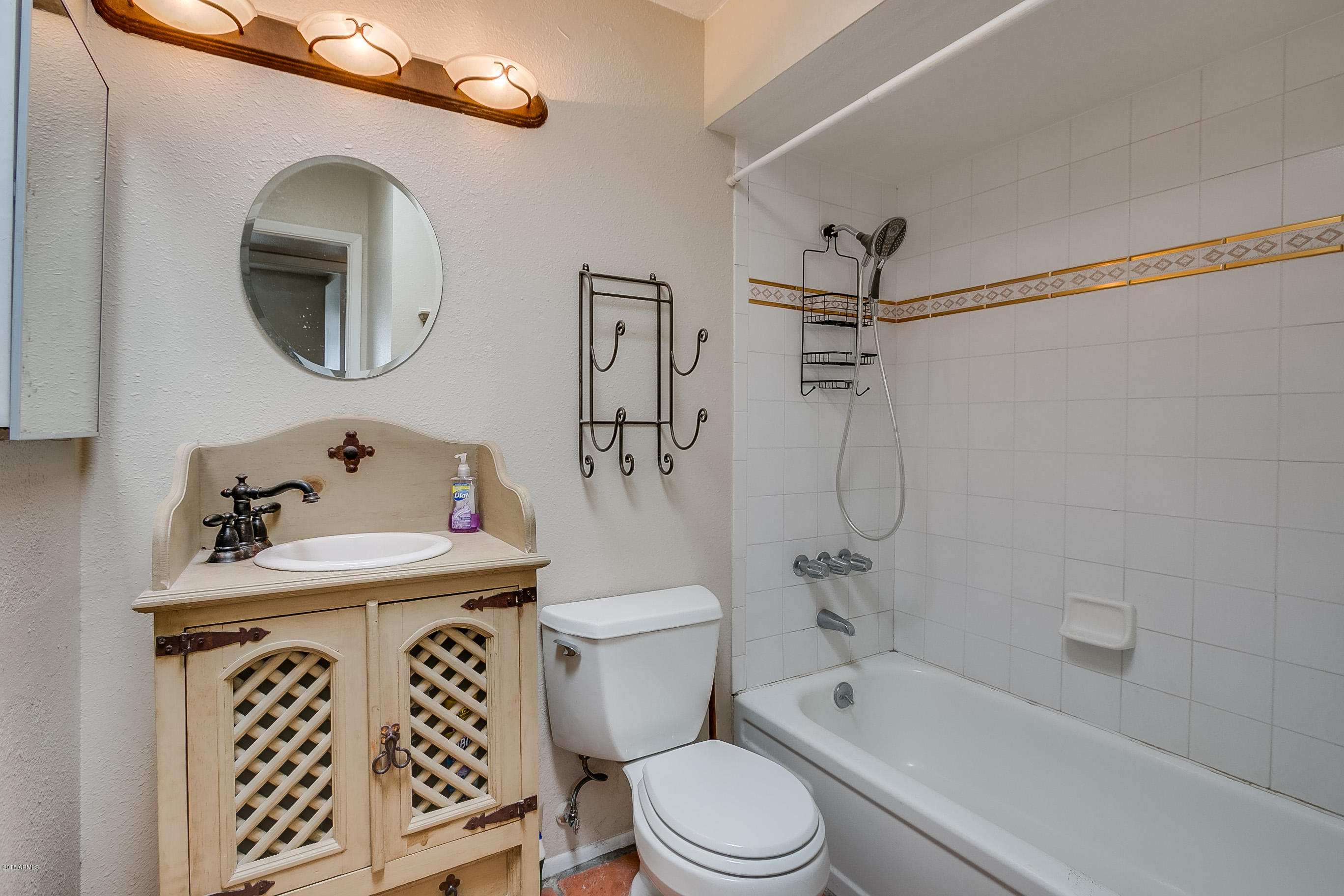 4901 East Coronado Road Phoenix, AZ 85008 - Photo 15 of 33 Hall Bath