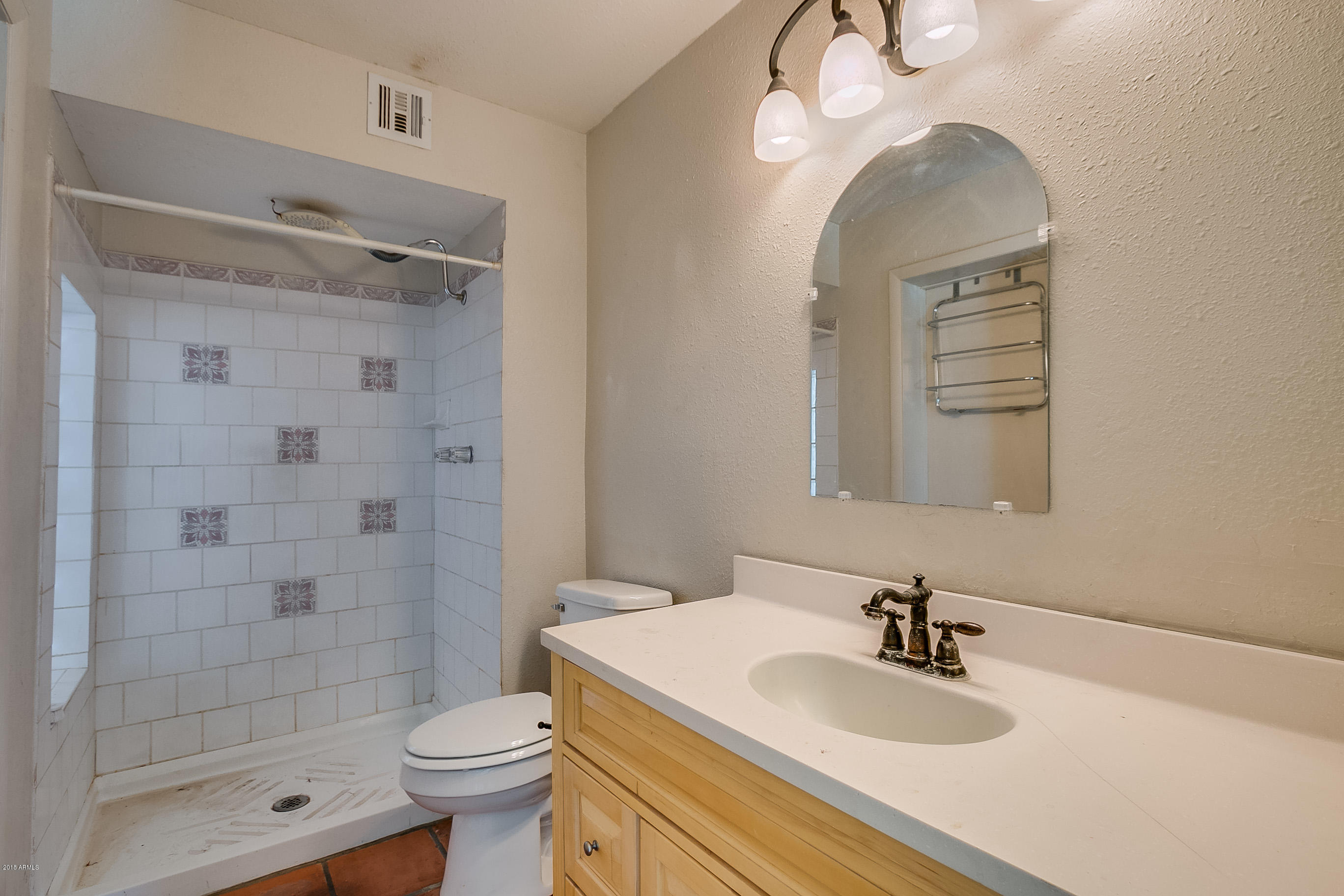 4901 East Coronado Road Phoenix, AZ 85008 - Photo 21 of 33 Master Bath