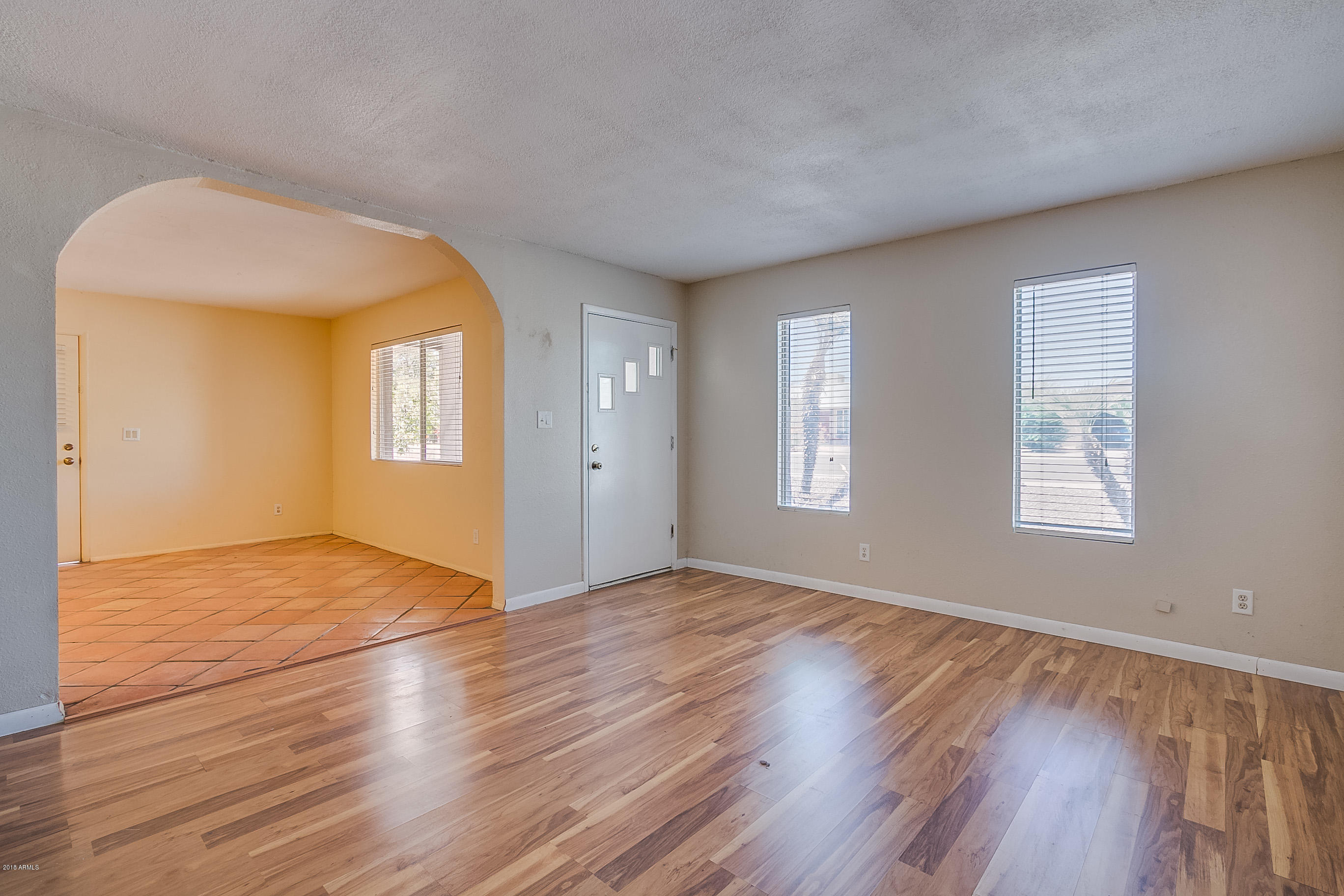 4901 East Coronado Road Phoenix, AZ 85008 - Photo 8 of 33 Coronado-009