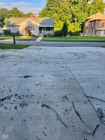 $150,000 | 606 North Mill Street, Veedersburg, IN 47987