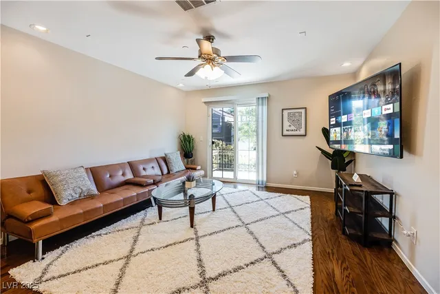 $4,800 | 9065 Hanging Tapestry Court, Las Vegas, NV 89149