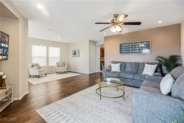 $4,800 | 9065 Hanging Tapestry Court, Las Vegas, NV 89149