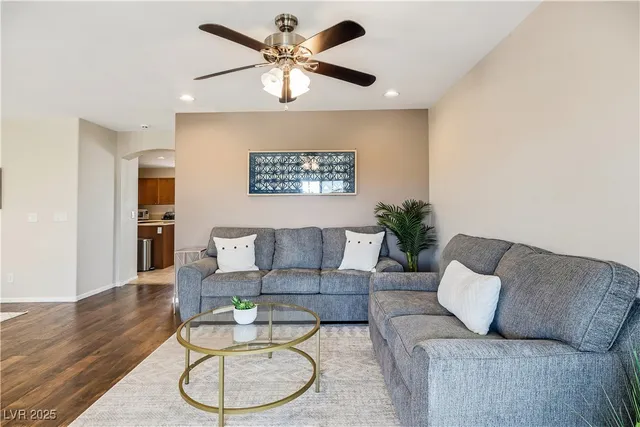 $4,800 | 9065 Hanging Tapestry Court, Las Vegas, NV 89149