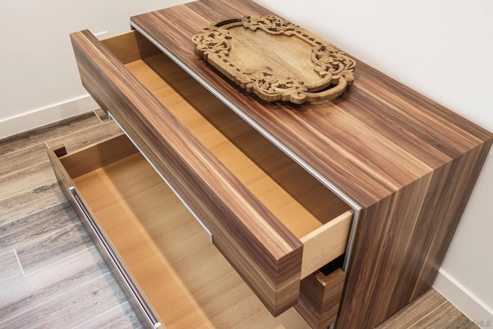 Sierra Madre Rd Spring Valley Spring Valley, CA 91977 - Photo 11 of 19 a close up of a couch