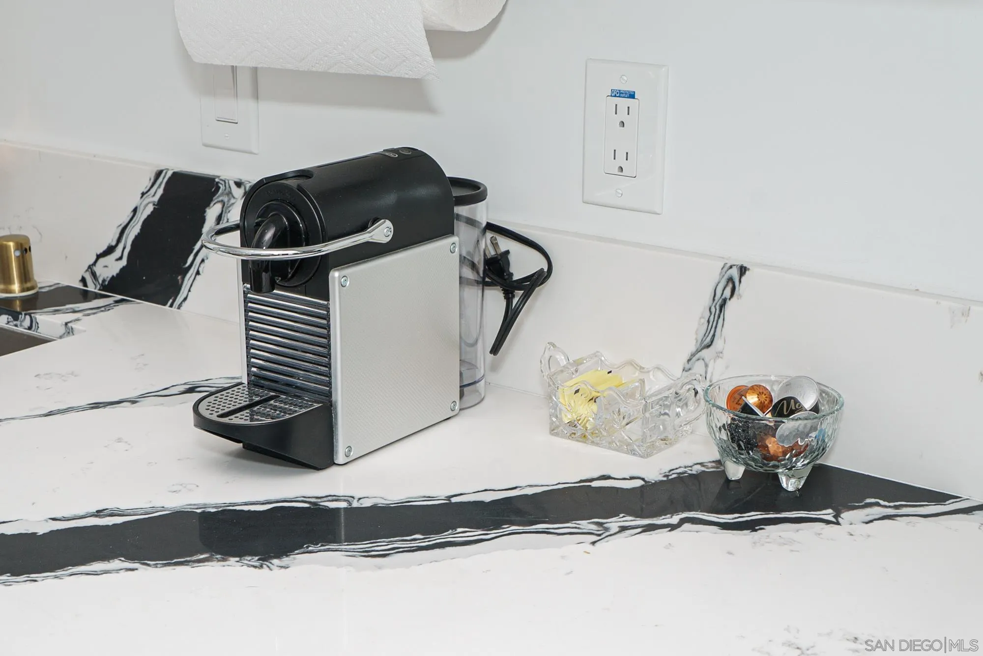 Sierra Madre Rd Spring Valley Spring Valley, CA 91977 - Photo 9 of 19 a bathroom with a sink and a mirror