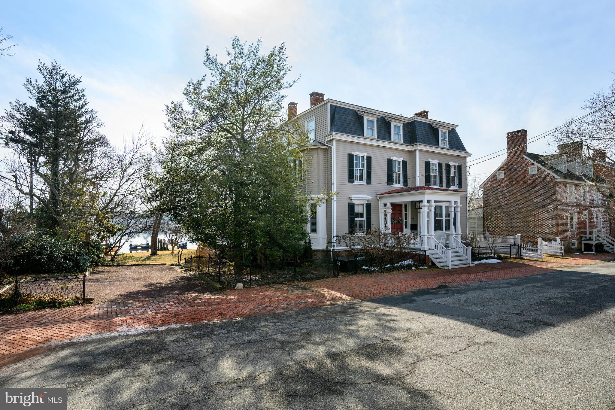 117 North Water Street, Unit 2A Chestertown, MD 21620 - Photo 4 of 24 a view of a building with a street