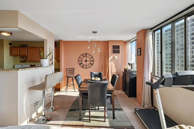 $37,500 | 4800 South Lake Park Avenue, Unit 1612, Chicago, IL 60615