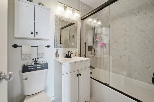 $37,500 | 4800 South Lake Park Avenue, Unit 1612, Chicago, IL 60615