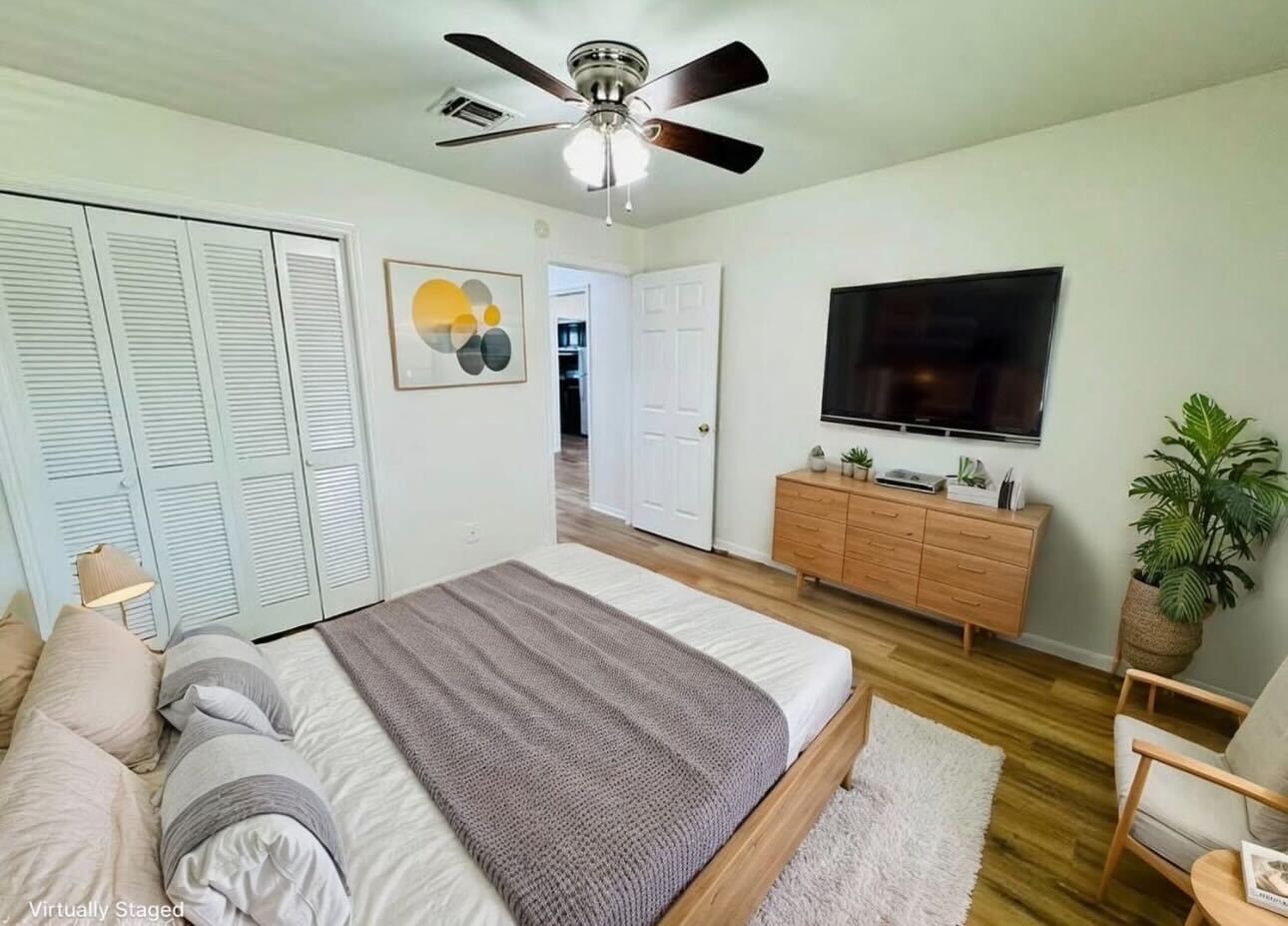 340 North Houston, Unit 7 Webster, TX 77598 - Photo 7 of 16