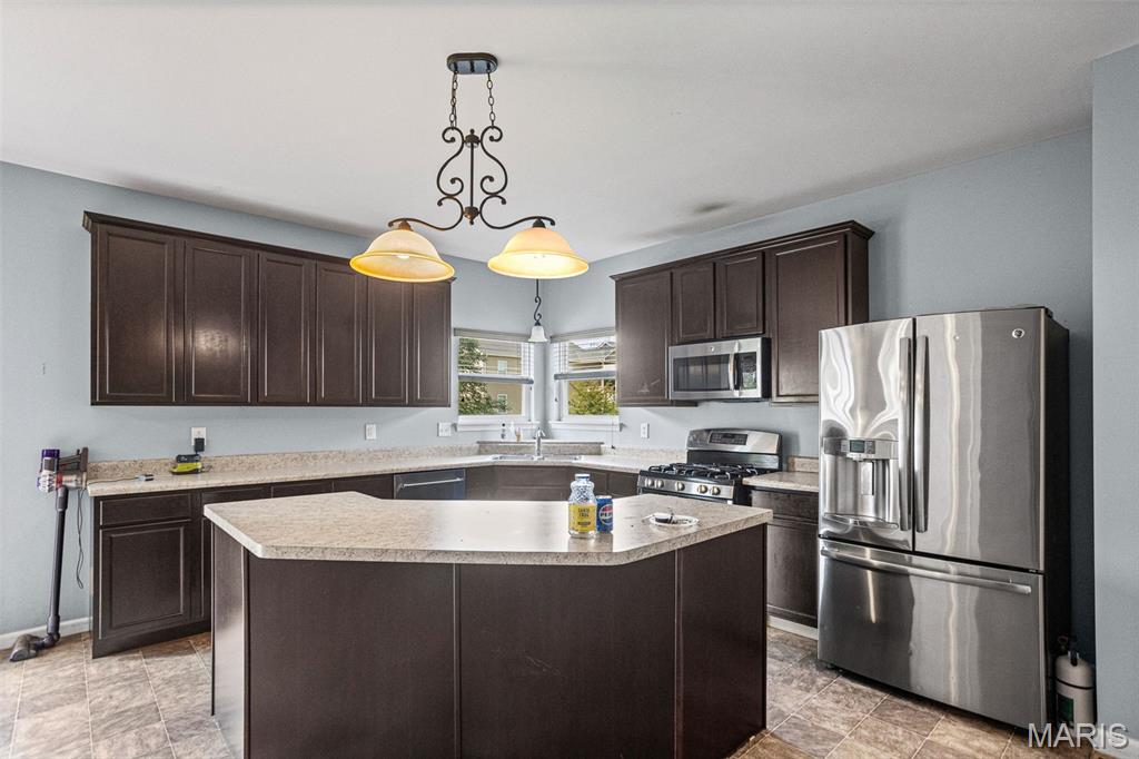917 Sturbridge Trail O'Fallon, IL 62269 - Photo 14 of 63