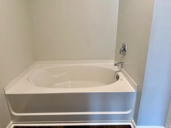 $1,895 | 7840 Park Gate Drive, North Charleston, SC 29418