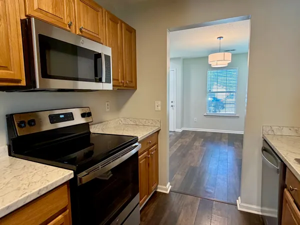 $1,895 | 7840 Park Gate Drive, North Charleston, SC 29418