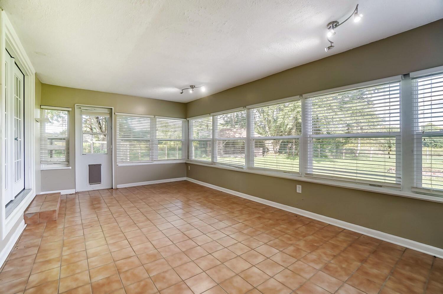 3948 Summit View Road Dublin, OH 43016 - Photo 28 of 61 Gallery Image 28