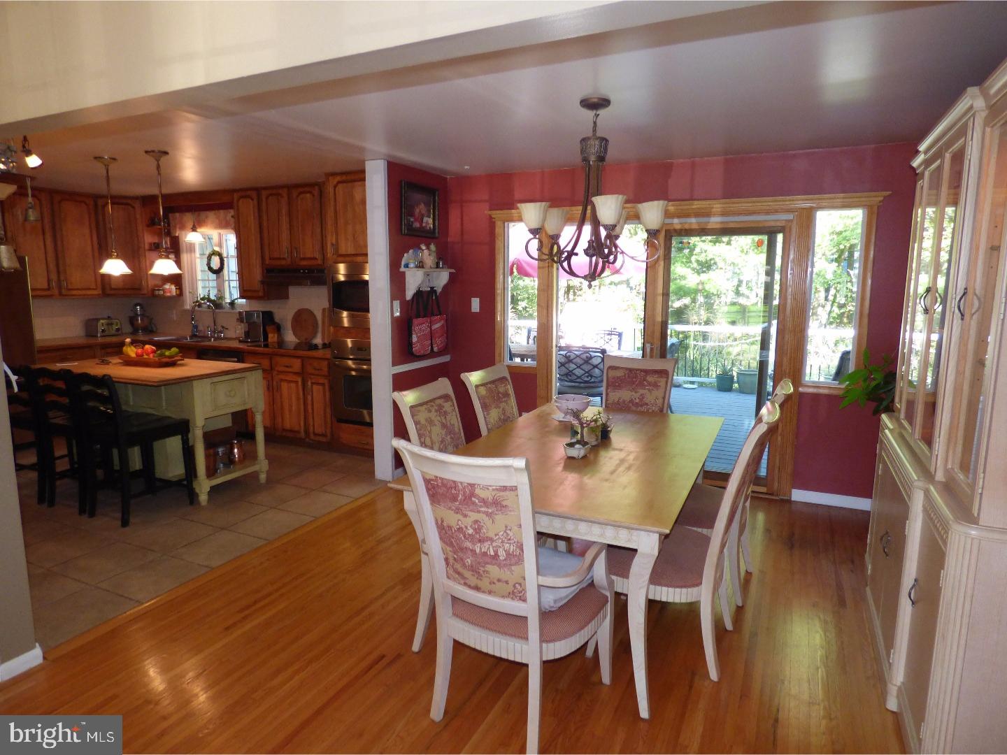2055 Richard Road Willow Grove, PA 19090 - Photo 4 of 22 Gallery Image 4