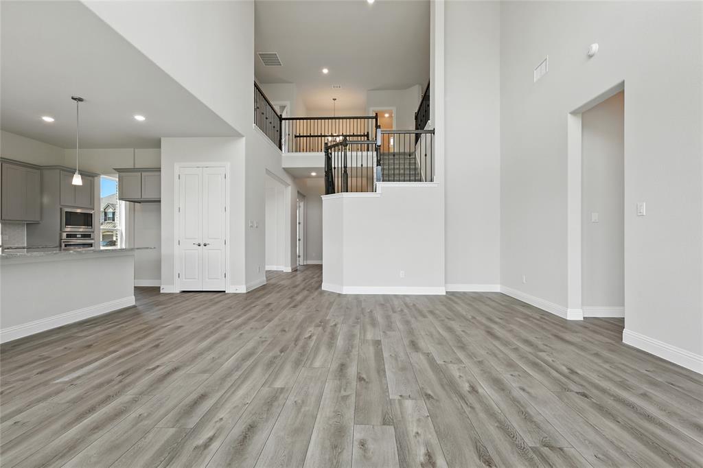 560 Flint Road Waxahachie, TX 75167 - Photo 13 of 40 a view of a kitchen from the hallway