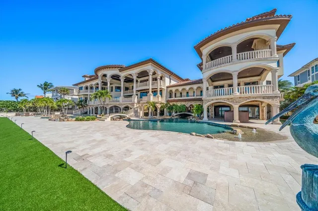$35,000,000 | 1700 Gulf Boulevard, Belleair Beach, FL 33786