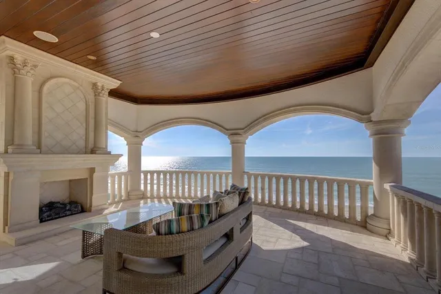 $35,000,000 | 1700 Gulf Boulevard, Belleair Beach, FL 33786