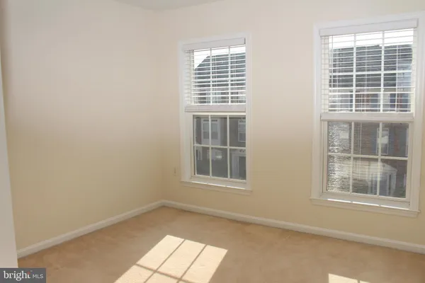 $2,950 | 16382 Gangplank Lane, Woodbridge, VA 22191