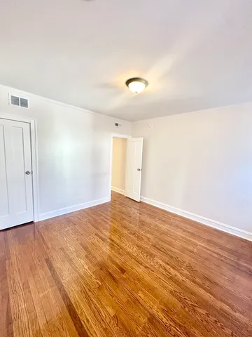 $1,350 | 1152 North Lawndale Avenue, Unit 3, Chicago, IL 60651