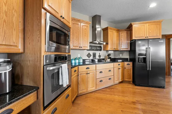 $1,250,000 | 15585 County 9 Boulevard, Goodhue, MN 55027