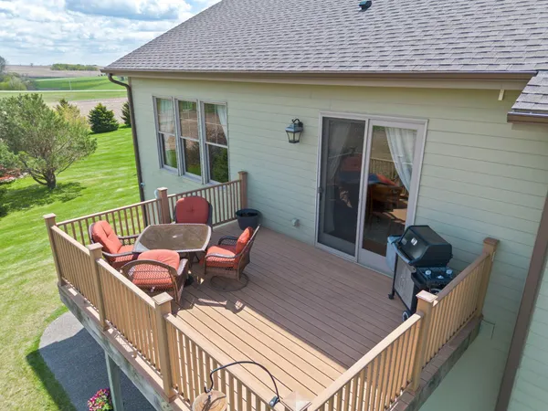 $1,250,000 | 15585 County 9 Boulevard, Goodhue, MN 55027