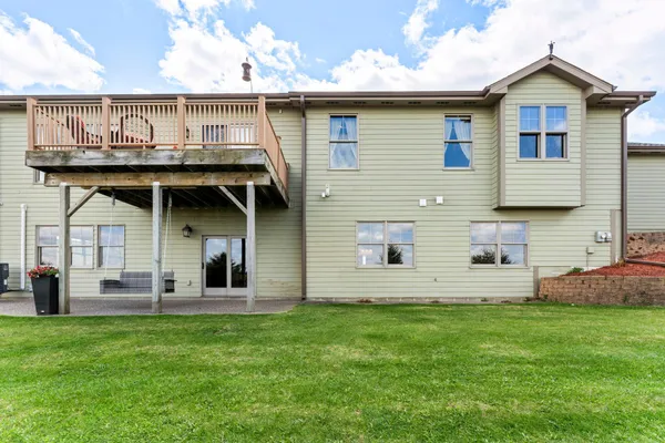 $1,250,000 | 15585 County 9 Boulevard, Goodhue, MN 55027
