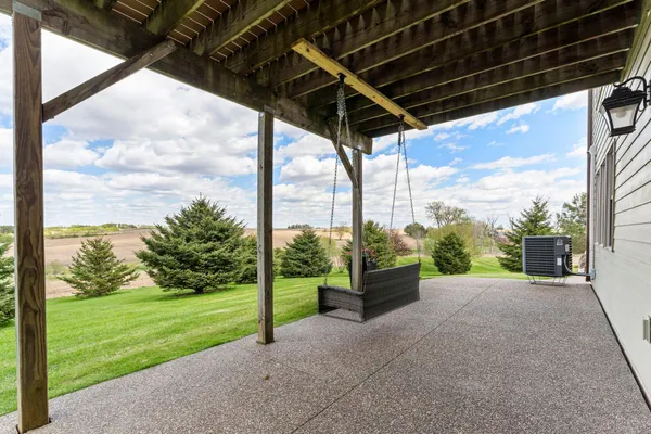 $1,250,000 | 15585 County 9 Boulevard, Goodhue, MN 55027