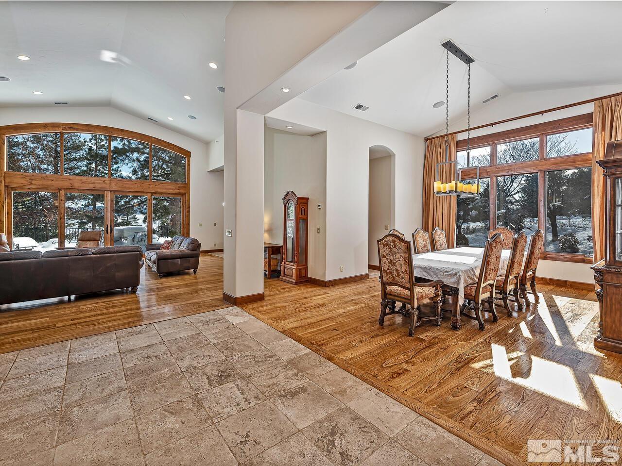 162 Jamil Court Reno, NV 89511 - Photo 4 of 29 Photo 4