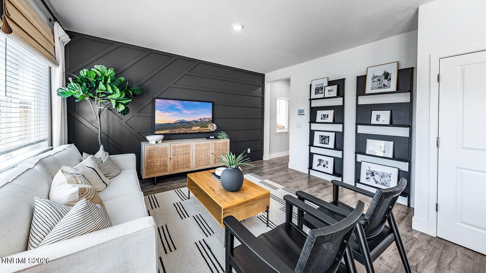 7539 Editor Drive Reno, NV 89506 - Photo 4 of 13 Great Room