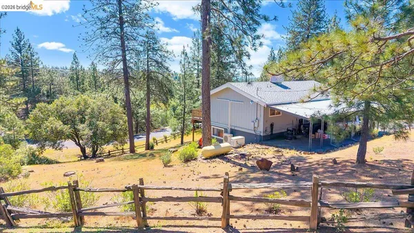 $379,000 | 18510 Wawona Drive, Groveland, CA 95321