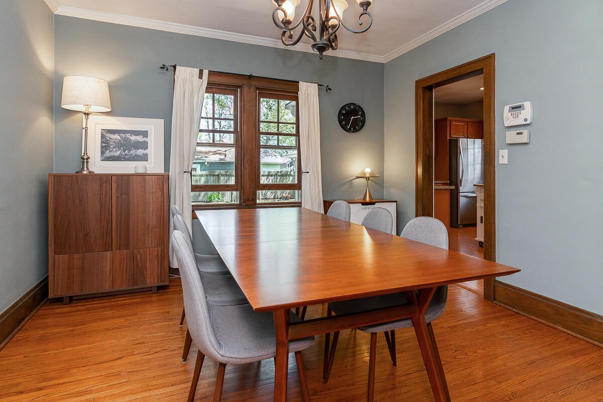3022 Midgard Road Columbus, OH 43202 - Photo 8 of 29 dining room