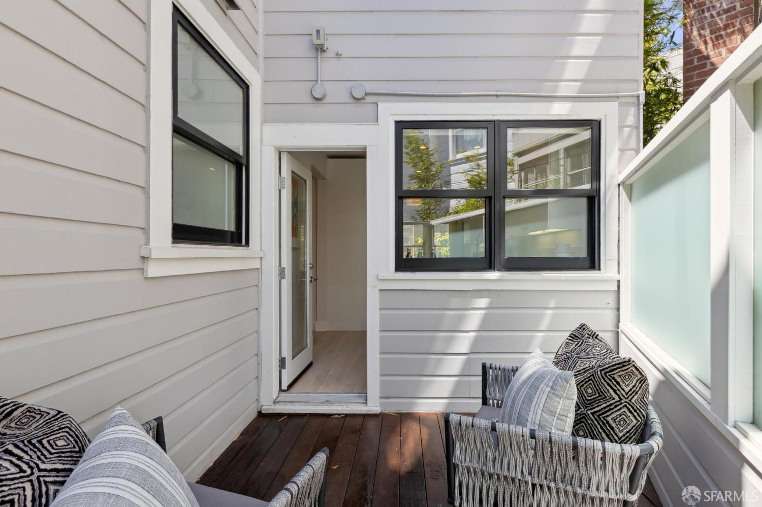 12 Rico Way San Francisco, CA 94123 - Photo 18 of 41