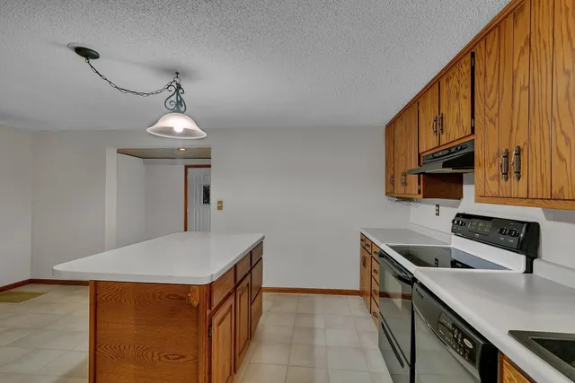 $229,900 | 608 Summit Avenue South, Sauk Rapids, MN 56379