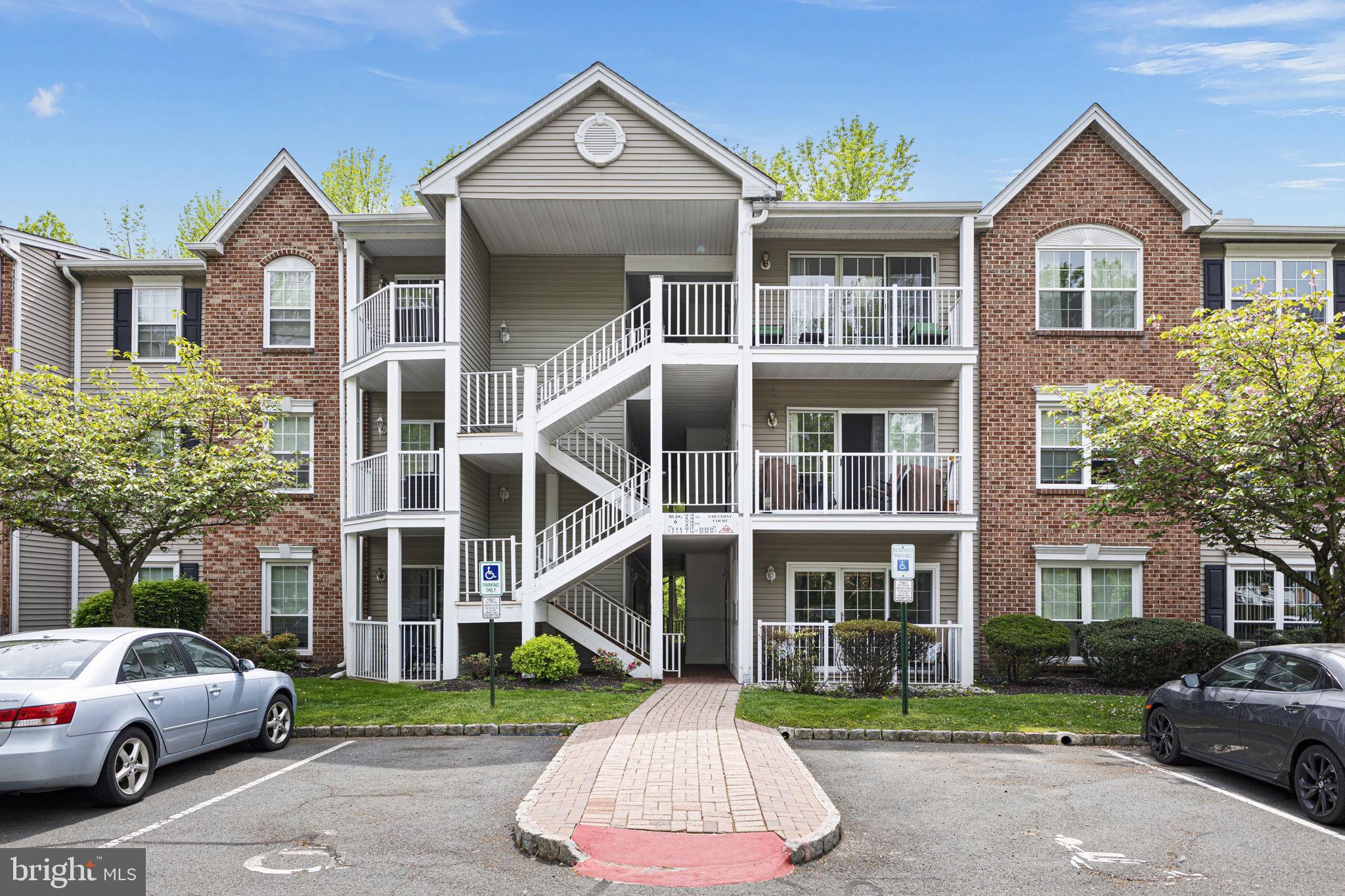 14 Cheverny Court Hamilton, NJ 08619 - Photo 19 of 25 Front of Building