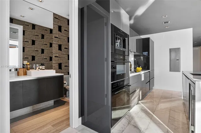 $1,695,000 | 1451 Brickell Avenue, Unit 4304, Miami, FL 33131