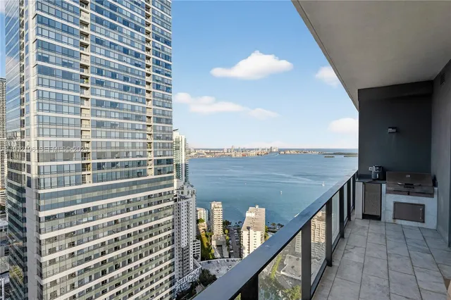 $1,695,000 | 1451 Brickell Avenue, Unit 4304, Miami, FL 33131