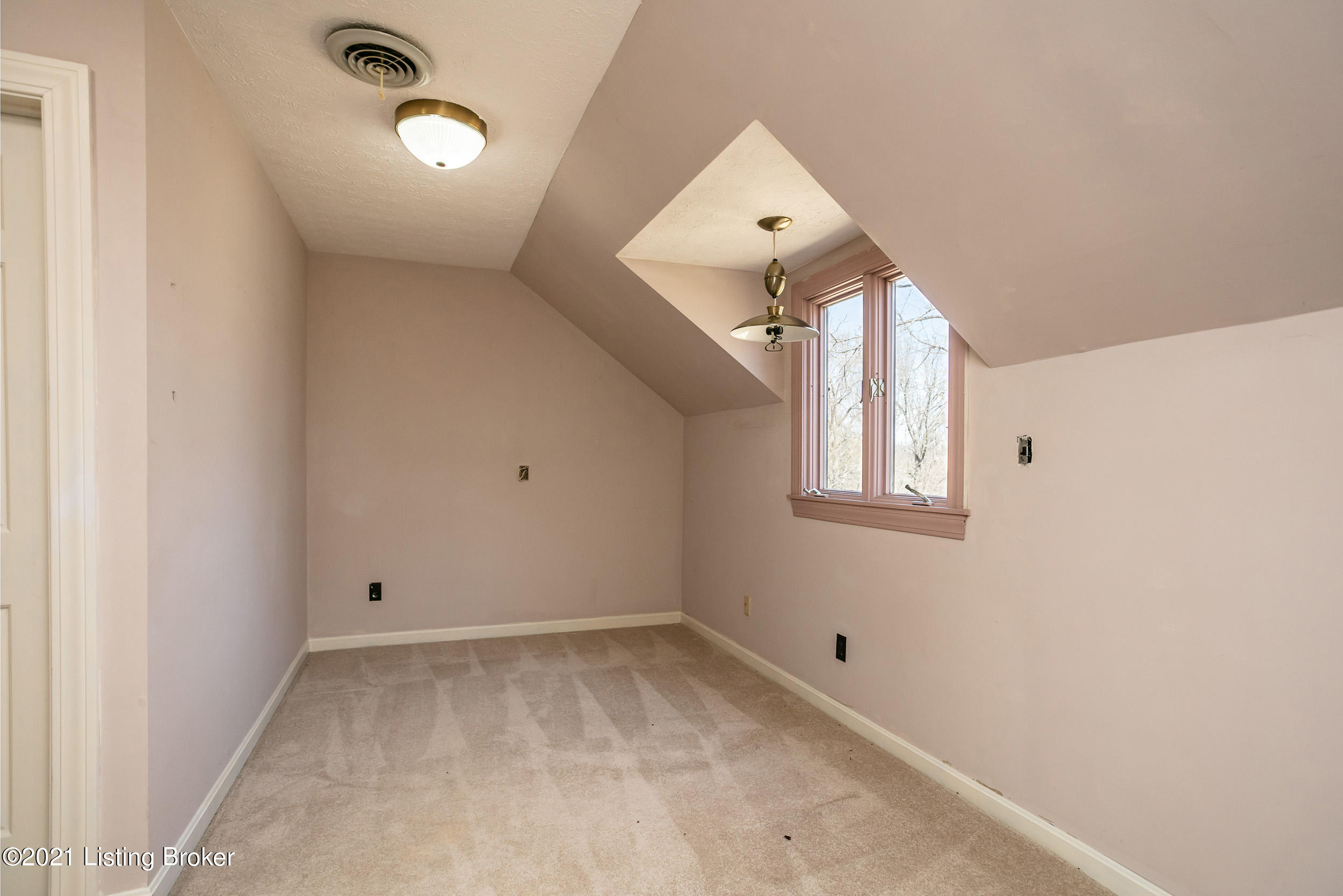 7064 Loretto Road Bardstown, KY 40004 - Photo 18 of 75 7064LorettoRd010
