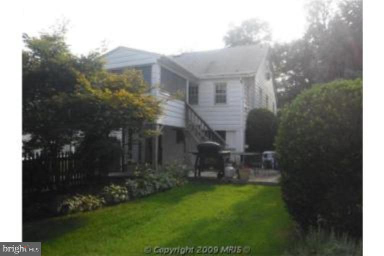 9205 2nd Avenue Silver Spring, MD 20910 - Photo 24 of 25 Exterior (Rear)