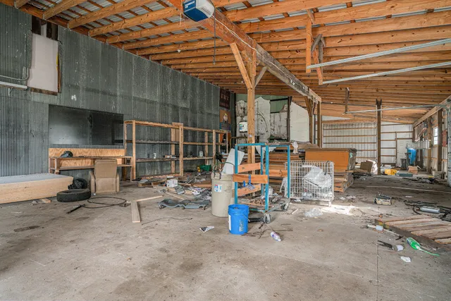 $365,000 | 19100-146 Fairchild Road, Constantine, MI 49042