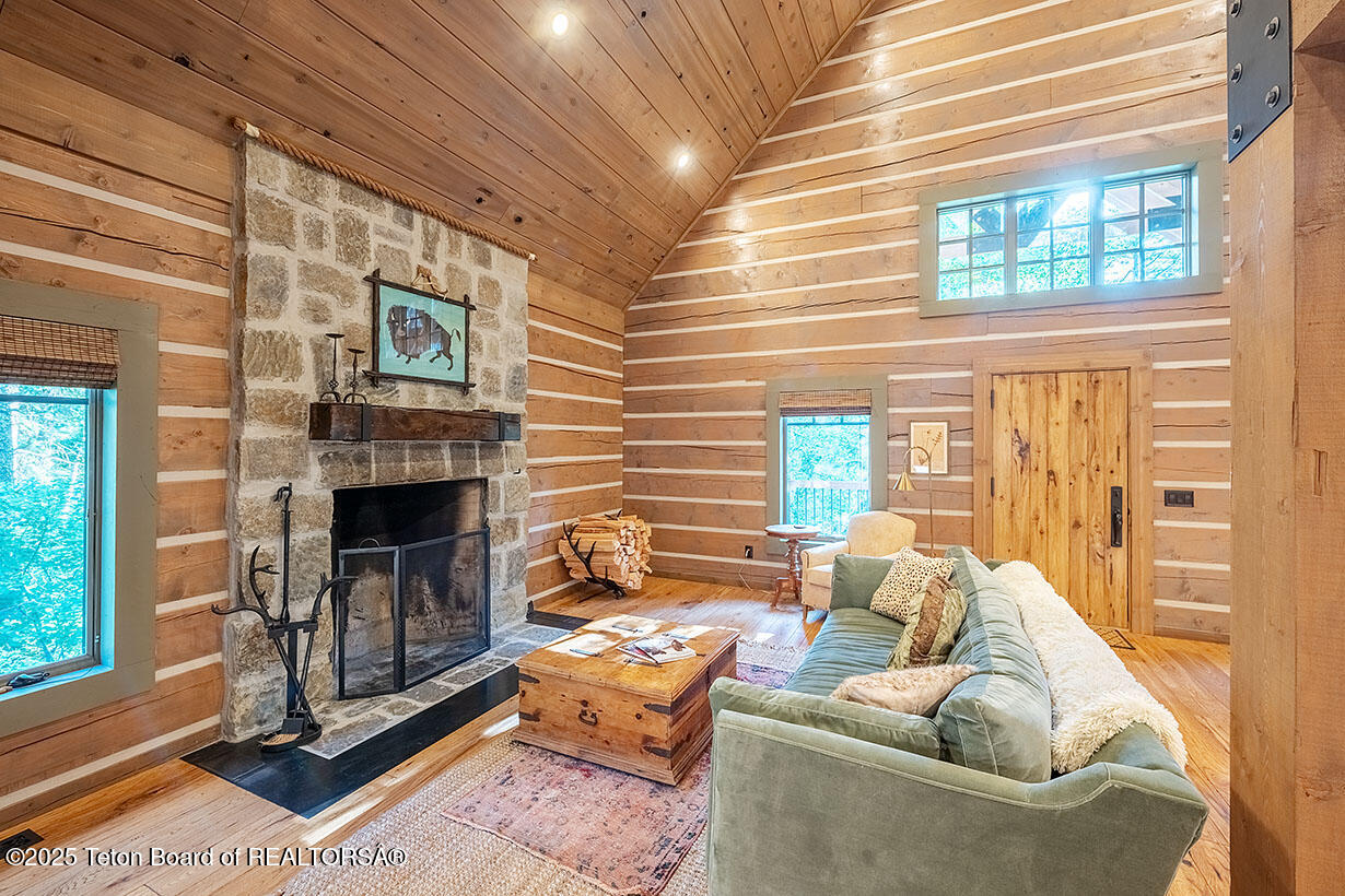 172 Spurwood Drive Star Valley Ranch, WY 83127 - Photo 11 of 45 Reinbold int 5585