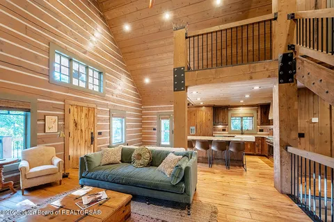 $1,250,000 | 172 Spurwood Drive, Star Valley Ranch, WY 83127