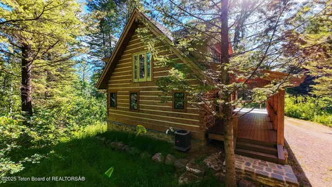 $1,250,000 | 172 Spurwood Drive, Star Valley Ranch, WY 83127