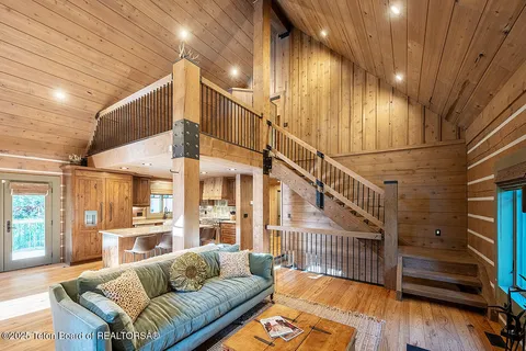 $1,250,000 | 172 Spurwood Drive, Star Valley Ranch, WY 83127