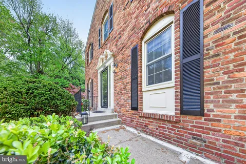 $849,000 | 9261 Bailey Lane, Fairfax, VA 22031