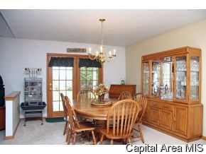 3917 Destiny Drive Springfield, IL 62712 - Photo 5 of 12