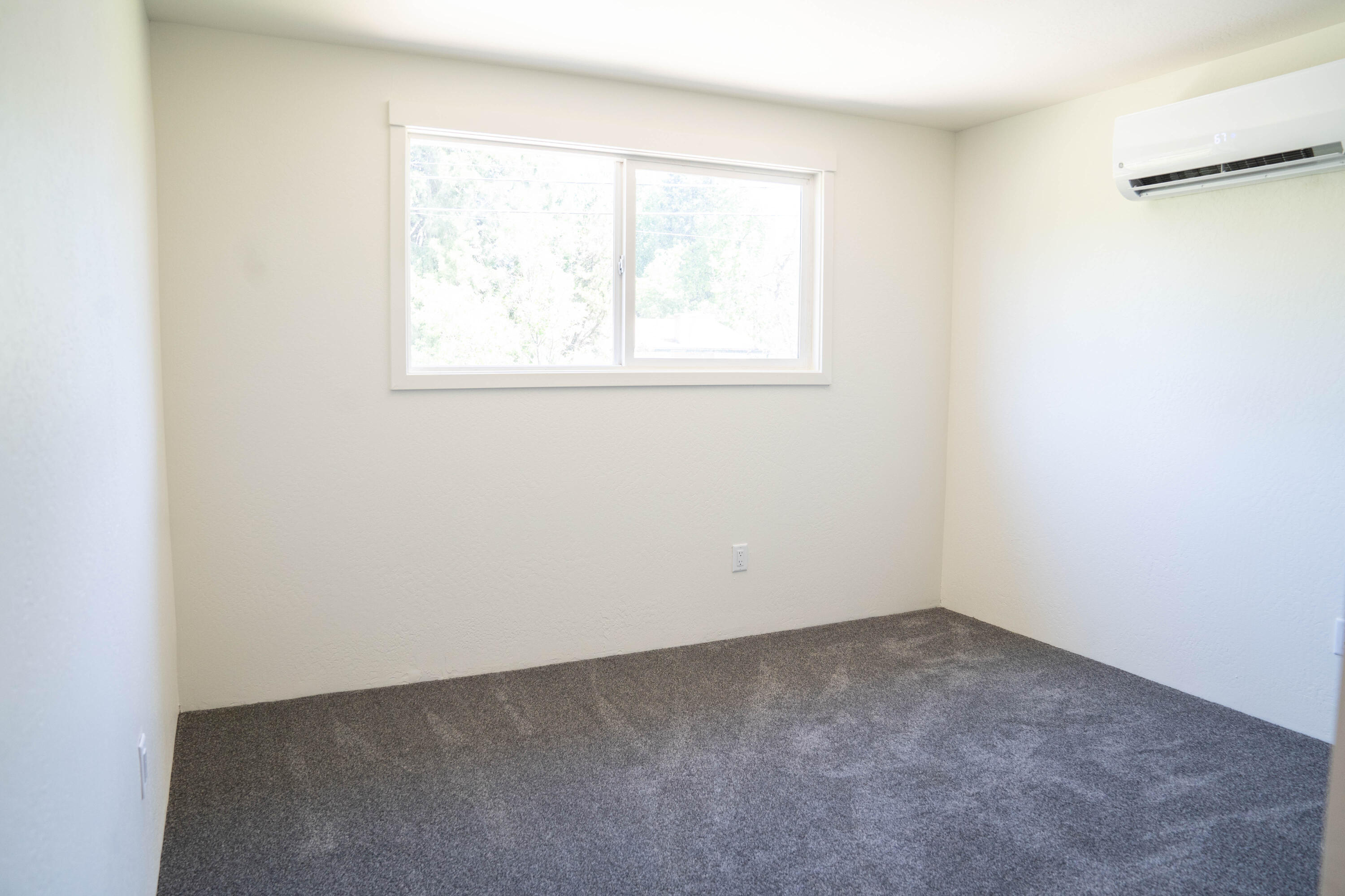2250 Crestbrook Road Medford, OR 97504 - Photo 20 of 36 V&PNKCO-38