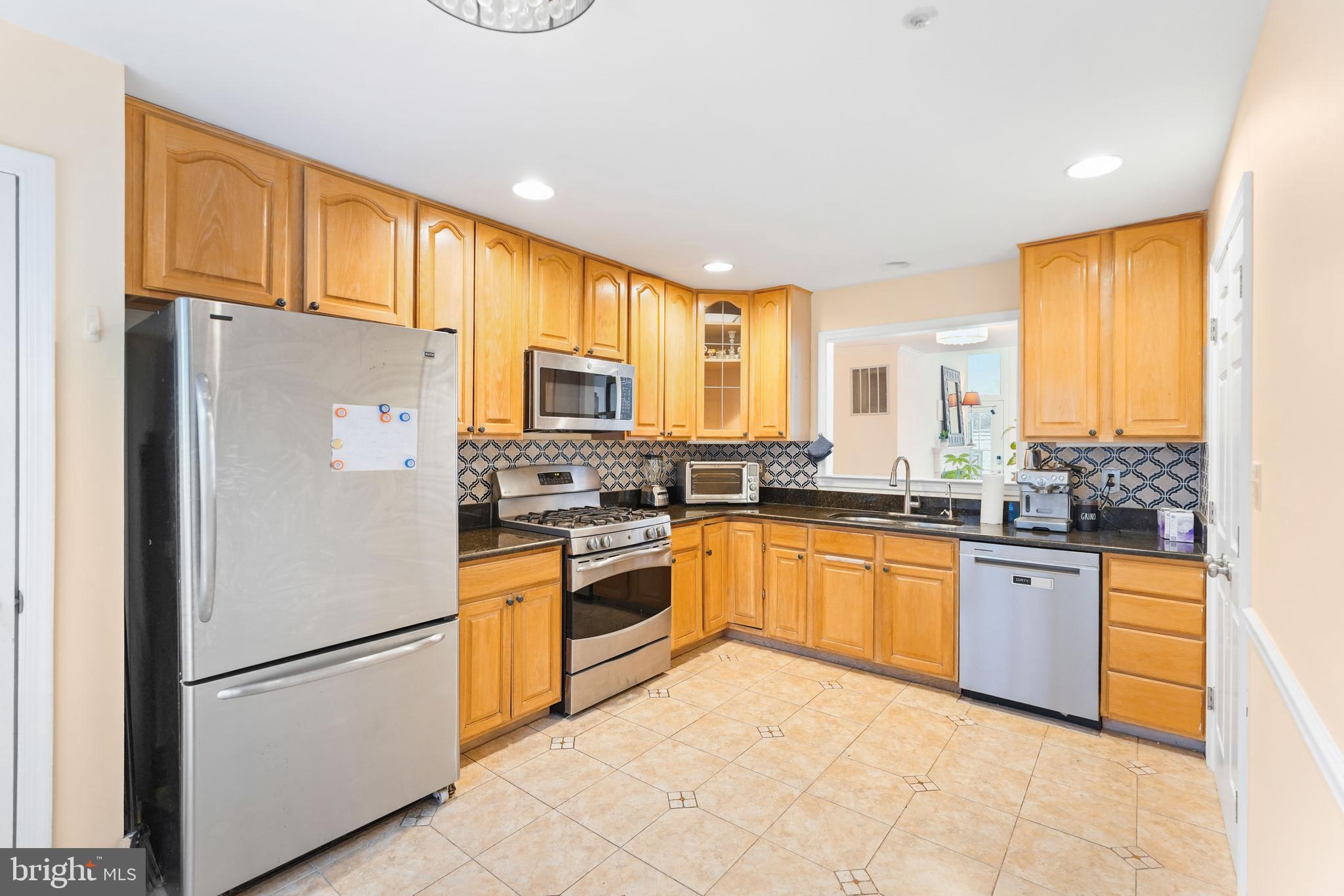 596 Chestertown Street Gaithersburg, MD 20878 - Photo 24 of 62 Modern Kitchen with Ample Storage