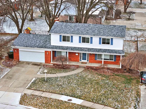 $380,000 | 32645 Northampton Drive, Warren, MI 48093