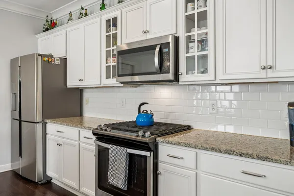 $489,900 | 7398 Old Harding Pike, Nashville, TN 37221